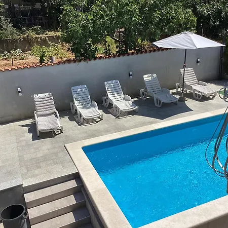 Apartman Brankica 150m2 Sea View *