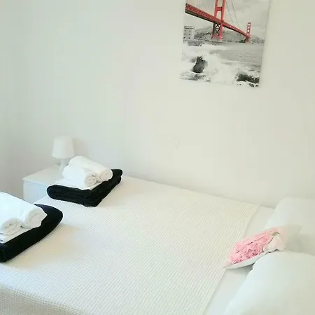 Brankica 150m2 Sea View Цриквеница