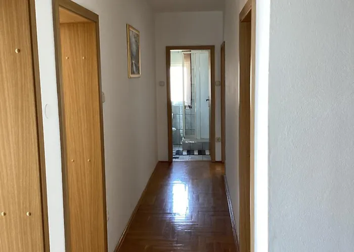 Апартаменты Apartman Brankica 150M2 Sea View *